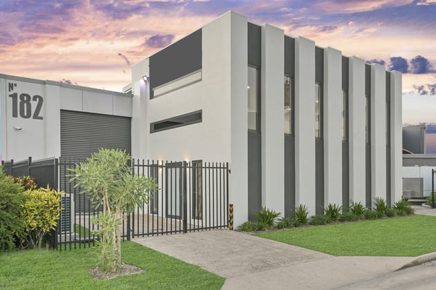 182 Scott Street Bungalow QLD 4870 - Image 2