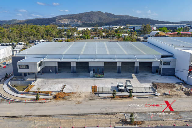 Click to view all images 140 Sandy Creek Road Yatala QLD 4207 - Image 2