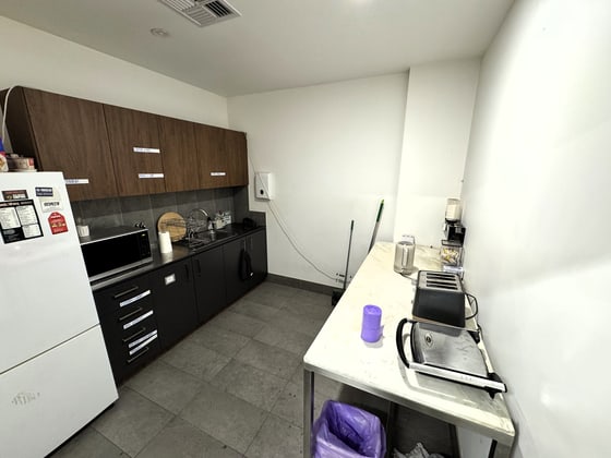 14 Remount Way Cranbourne West VIC 3977 - Image 4
