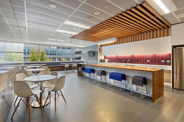 Level 5 40 Bunda Street Canberra ACT 2601 - Image 4