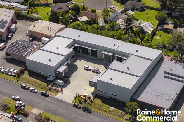 21 Concorde Way Bomaderry NSW 2541 - Image 1