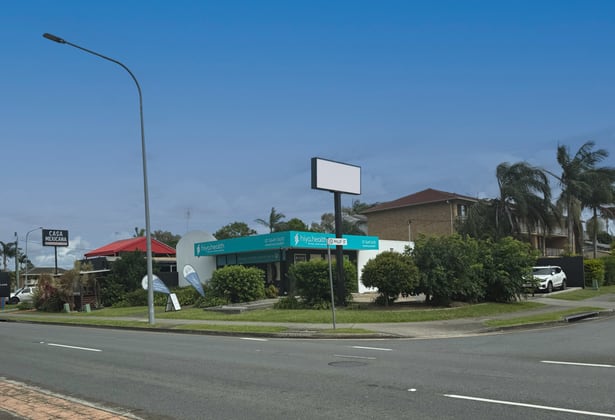 40 Frank Street Labrador QLD 4215 - Image 3