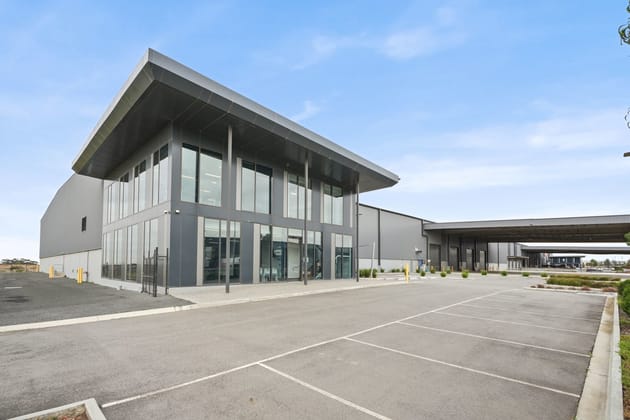 Warehouse 2 175 McKellar Way Epping VIC 3076 - Image 4