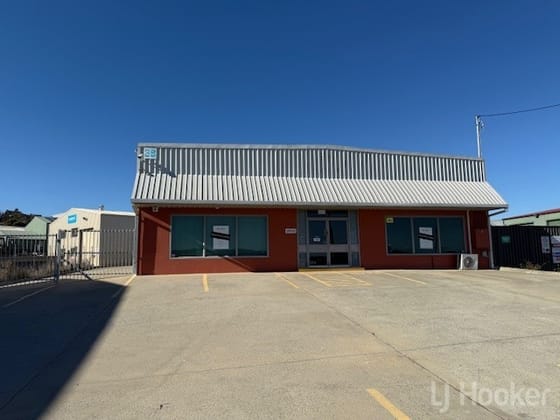 38 Aurora Avenue Queanbeyan East NSW 2620 - Image 1