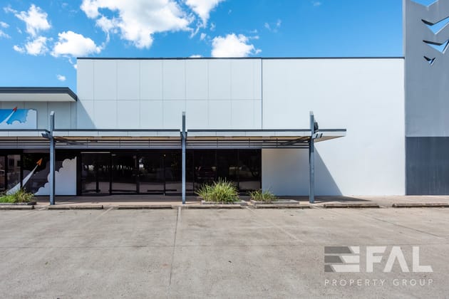 Shop 1/3 William Dean Ave Urangan QLD 4655 - Image 1