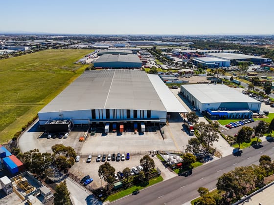 56 Toll Drive Altona VIC 3018 - Image 2