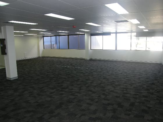 21 Lissner Street Toowong QLD 4066 - Image 4