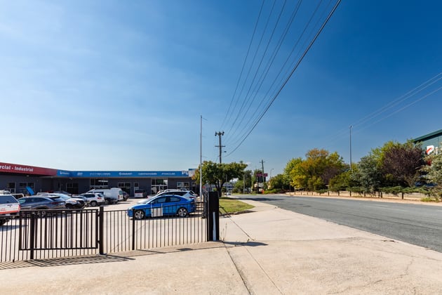 Ground  Unit 2/79-85 Collie Street Fyshwick ACT 2609 - Image 4