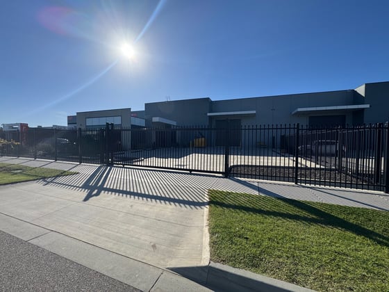 30 Hamersley Drive Clyde North VIC 3978 - Image 1