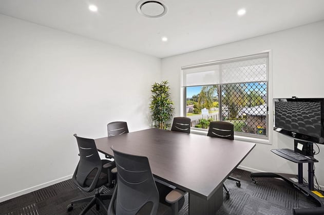 12 Bourton Road Merrimac QLD 4226 - Image 4
