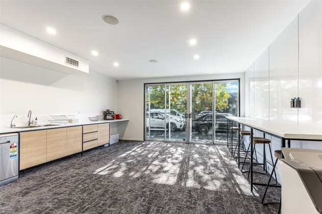 Unit 3/285 Canberra Avenue Fyshwick ACT 2609 - Image 1