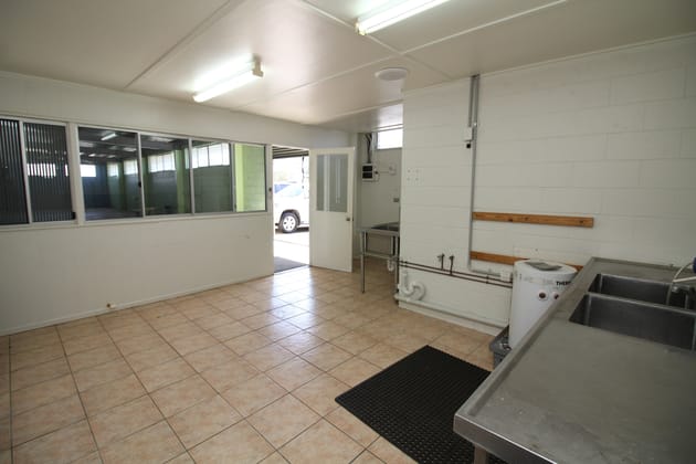 Unit 3/20 Yeatman St Hyde Park QLD 4812 - Image 5