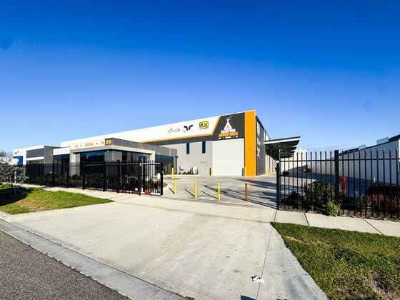 26 Palladium Circuit Clyde North VIC 3978 - Image 1
