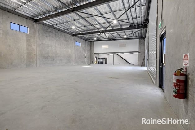 4/104 Jardine Street Redland Bay QLD 4165 - Image 2