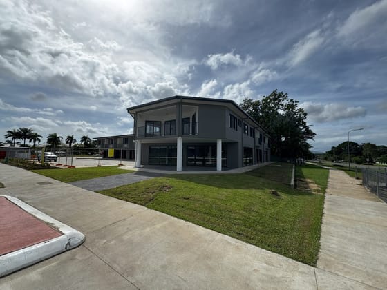 60 Kowinka St White Rock QLD 4868 - Image 1