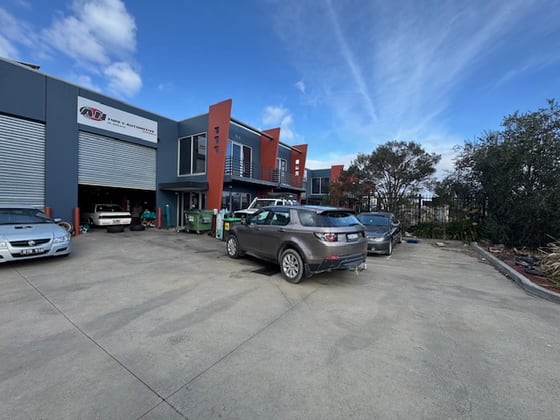 5/4 Bormar Drive Pakenham VIC 3810 - Image 1