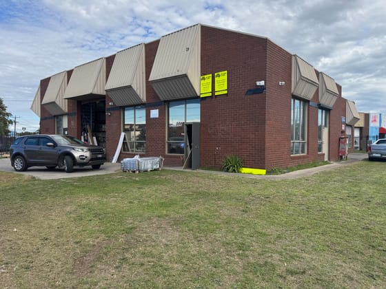 8 Handley Crescent Dandenong VIC 3175 - Image 1
