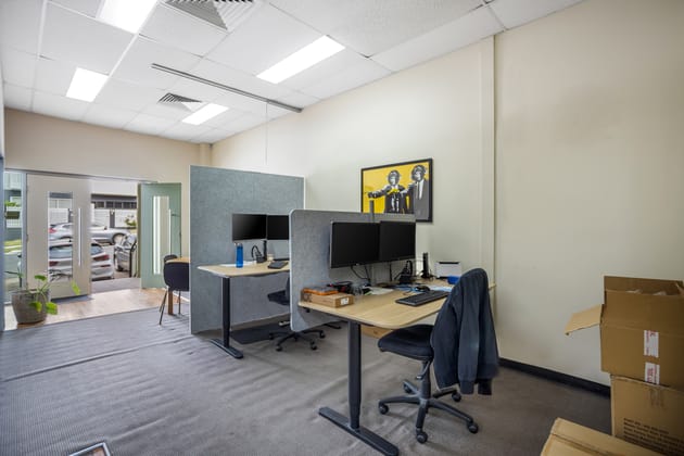 2/15 Heather Street Wilston QLD 4051 - Image 2