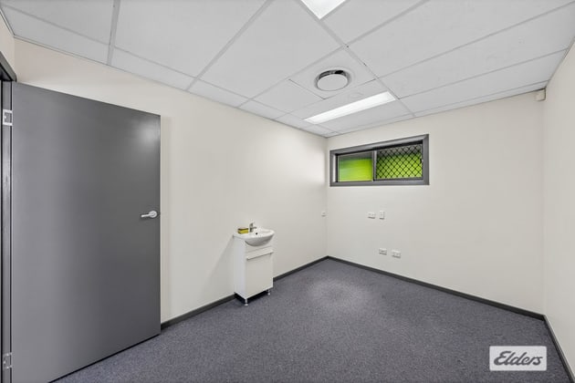 3/3 Belbora Road Shailer Park QLD 4128 - Image 3