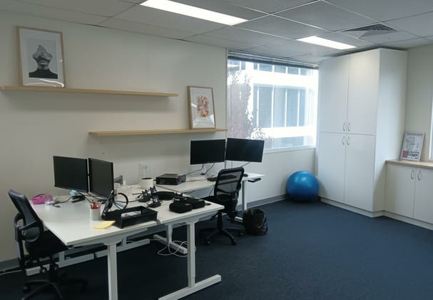 Level 1 Unit 2C/18 Napier Close Deakin ACT 2600 - Image 4