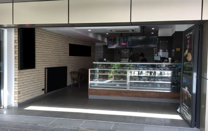 2/27 Shields Street Cairns QLD 4870 - Image 2