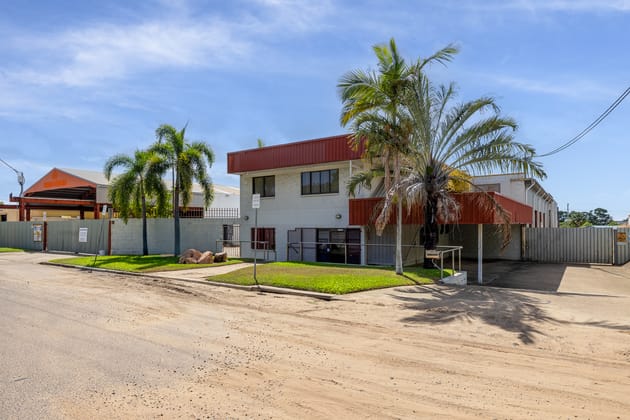 352-354 Stuart Drive Wulguru QLD 4811 - Image 2
