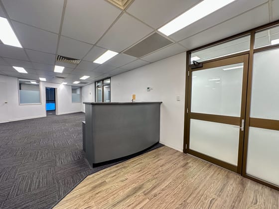 12/621 Coronation Drive Toowong QLD 4066 - Image 2