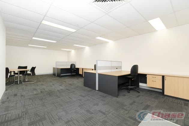 5/787 Kingsford Smith Drive Eagle Farm QLD 4009 - Image 5