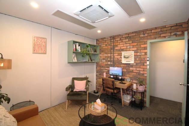 6/4 Mylne Street Toowoomba City QLD 4350 - Image 2