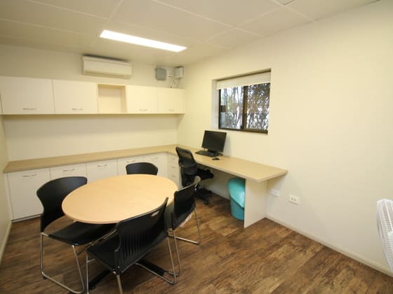 5 Yeatman Street Hyde Park QLD 4812 - Image 3