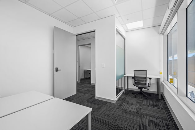 Click to view all images 1 Palmerston Circuit Palmerston City NT 0830 - Image 4