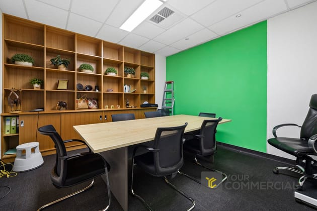 2/42 Finsbury Street Newmarket QLD 4051 - Image 3