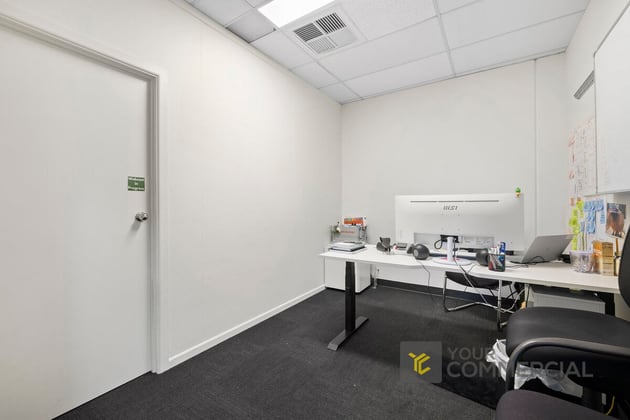 2/42 Finsbury Street Newmarket QLD 4051 - Image 4