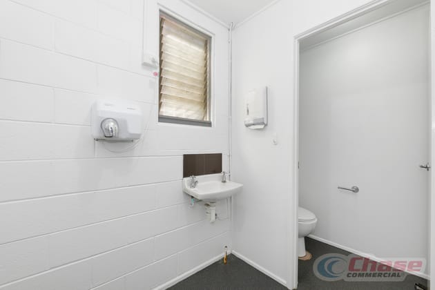 1/32 Brookes Street Bowen Hills QLD 4006 - Image 2
