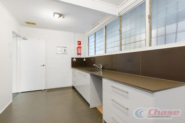 1/32 Brookes Street Bowen Hills QLD 4006 - Image 3