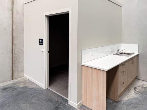11 Zinc Circuit Cranbourne North VIC 3977 - Image 5