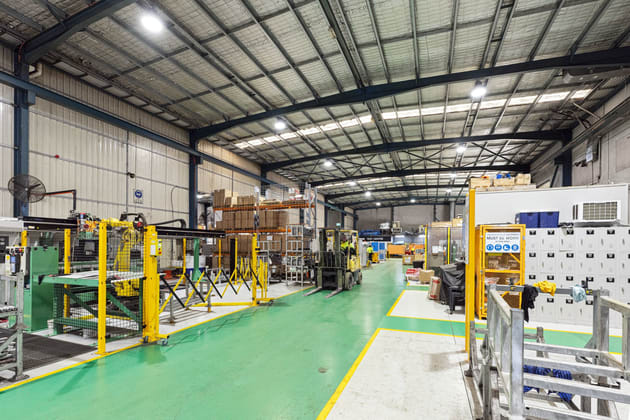 Click to view all images 73 Topham Road Smeaton Grange NSW 2567 - Image 5