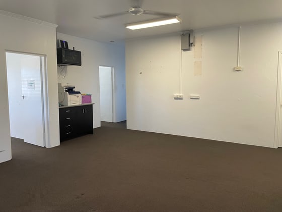 3/351 Sheridan Street Cairns North QLD 4870 - Image 3