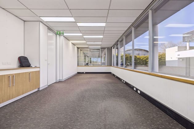 75 Denison Street Deakin ACT 2600 - Image 4