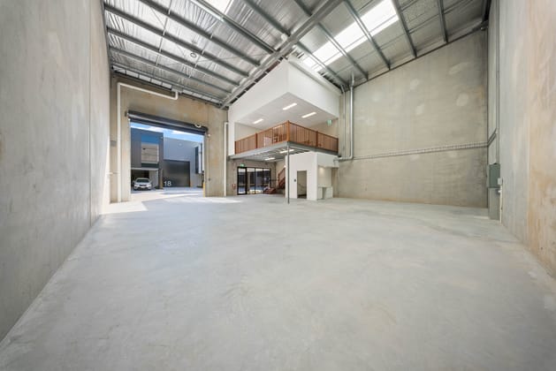 2 MILLAROO DRIVE Helensvale QLD 4212 - Image 3