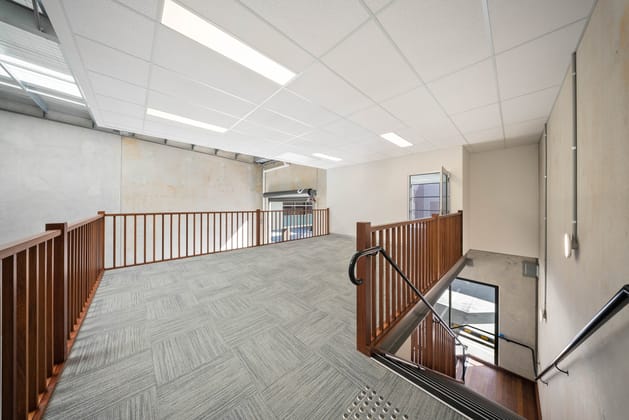 2 MILLAROO DRIVE Helensvale QLD 4212 - Image 4