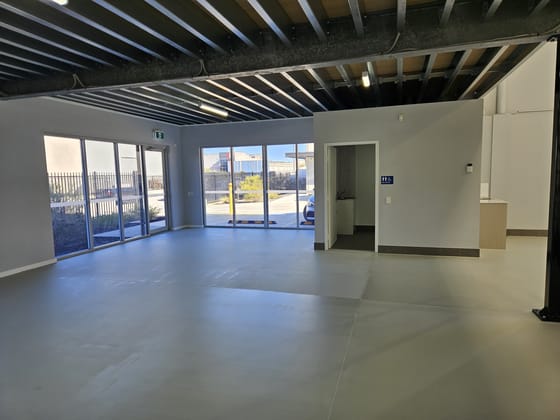 2/3 Quartz Way Wangara WA 6065 - Image 4
