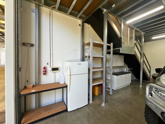 9/20 Harrington Street Arundel QLD 4214 - Image 5