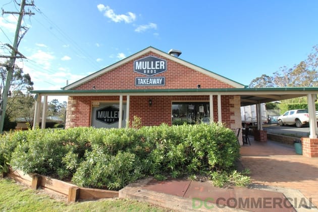 11/2-4 Plaza Circle Highfields QLD 4352 - Image 1