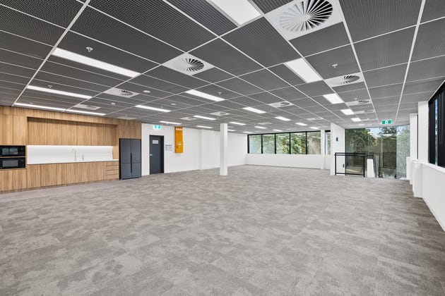 Click to view all images 28 Britton Street Smithfield NSW 2164 - Image 4