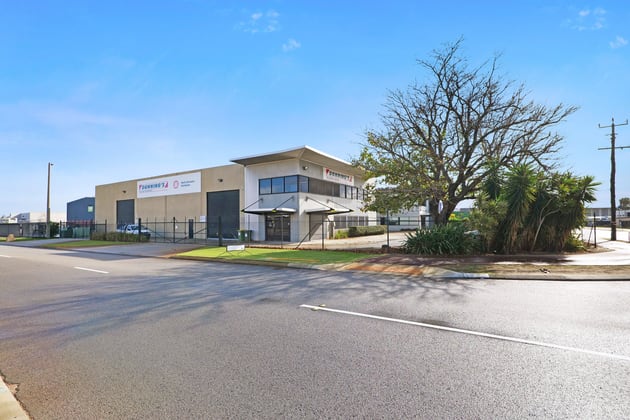 270 Berkshire Road Forrestfield WA 6058 - Image 4