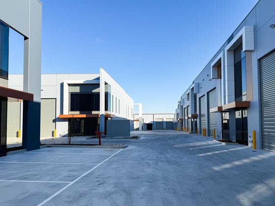 9 Medley Drive Cranbourne North VIC 3977 - Image 5