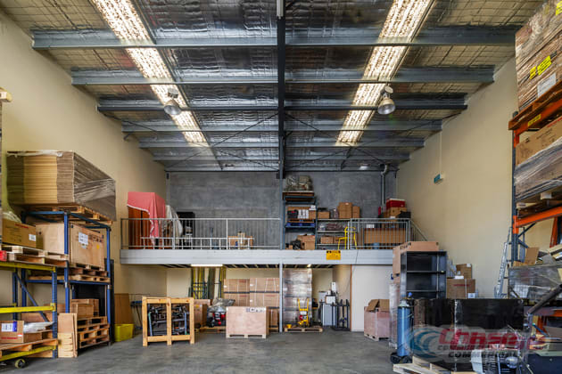 2/18 Violet Street Hemmant QLD 4174 - Image 1