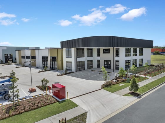 Click to view all images 33-37 Edison Crescent Baringa QLD 4551 - Image 4