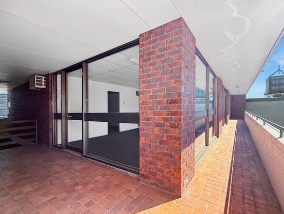 7/68 Simpson Street Beerwah QLD 4519 - Image 3